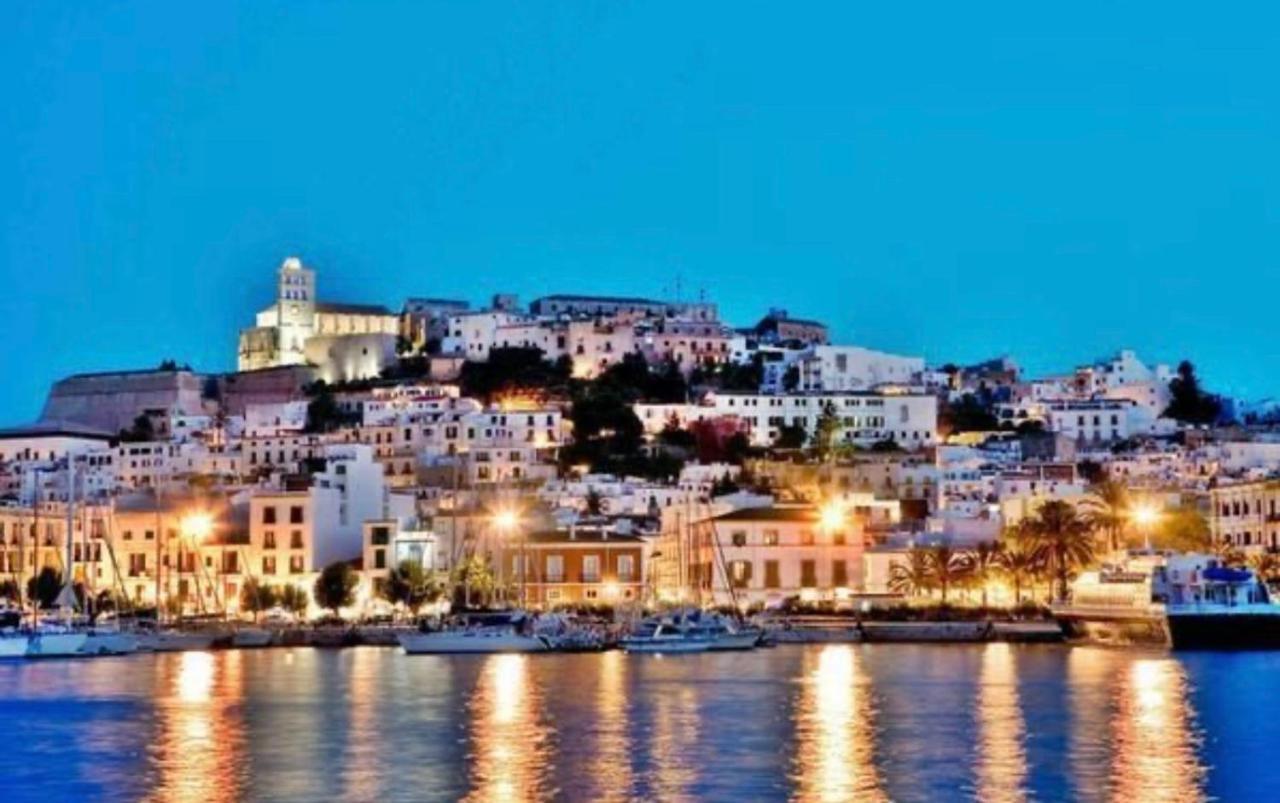 Doble Deluxe Hostel Ibiza-Stadt